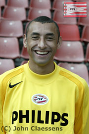 [img width=180 height=270]http://www.supver-psv.nl/img/selectie0405/0405gomes.jpg[/img]