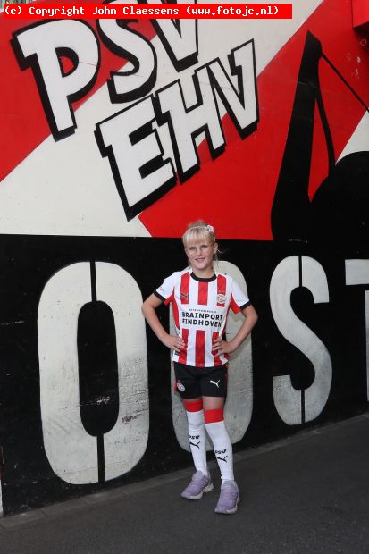 Mascotte Noor van den Brink
