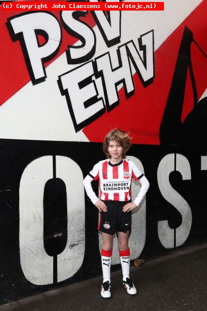 Mascotte Hugo van der Lee 