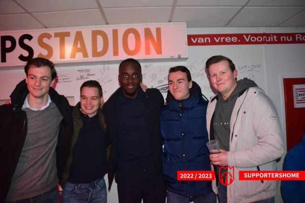 In het PSV Supportershome: Jordan Teze