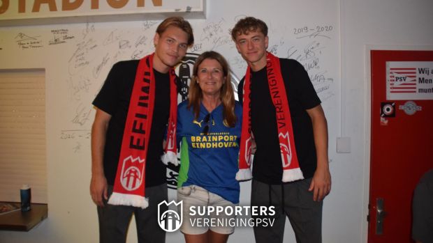 Sven Mijnans en Jo�l van den Berg in het Supportershome