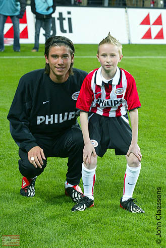 Mascotte Mitchell Cox